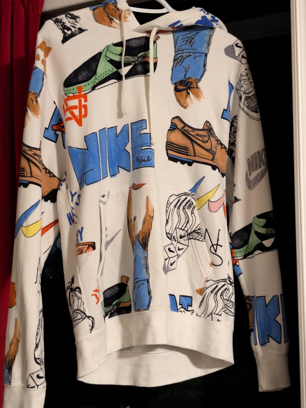 Nike White Graphic Pullover Hoodie